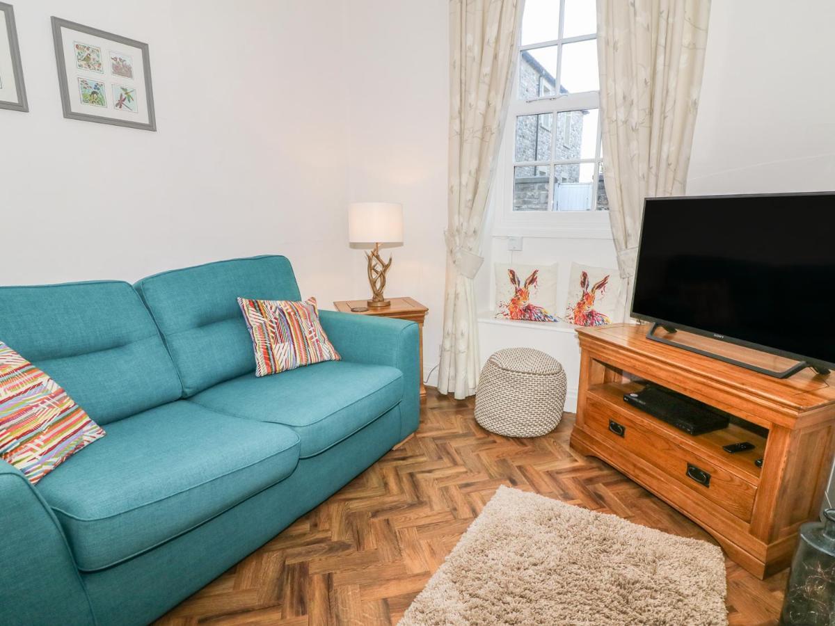 קירבי לונסדייל Cosy Cottage מראה חיצוני תמונה
